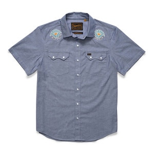 Howler Brothers Crosscut Deluxe Snapshirt Men's in Fresh Blooms Indigo